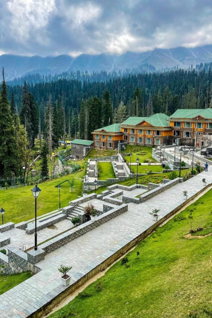 The Khyber Himalayan Resort & Spa kashmir