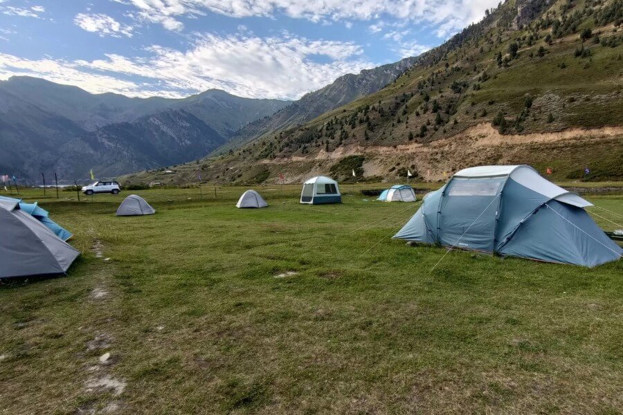 gurez valley Camping
