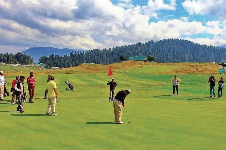 
things to do in gulmarg